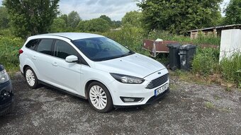 Ford focus - 4
