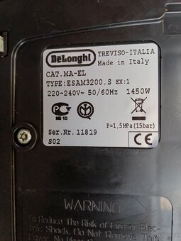 Kávovar DeLonghi Magnifica ESAM 3200.S - 4