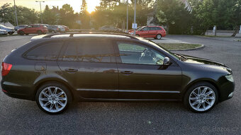 Škoda Superb II kombi 2.0 TDi - 4