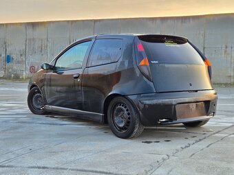 Fiat Punto 1.9 JTD - 4