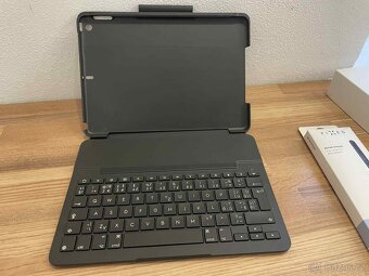 Apple IPad 9. generace + klávesnice LOGITECH + stylus FIXED - 4