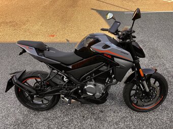 CF moto 300 NK - 4