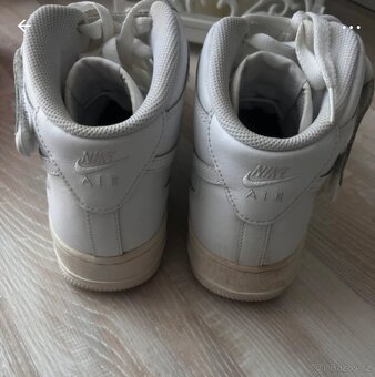 m Nike Air Force 1. Mid - 4