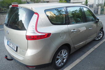 Renault Grand Scénic 1.9 dCi 96kW - 4