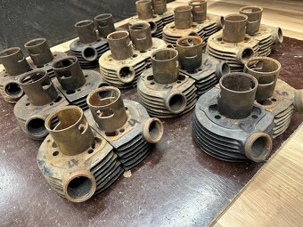 Predám neolámané VALCE JAWA 350/360 361 panelka, 0.výbrus - 4