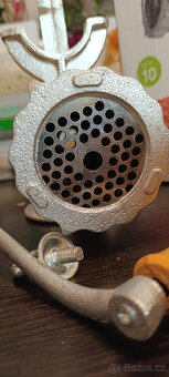 Ruční mlýnek na maso - 4