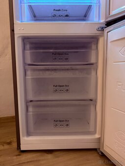 Lednice s mrazákem SAMSUNG - 4