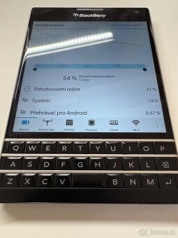 Blackberry Passport Q30 - 4