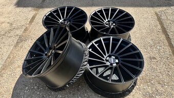 ☑️Motec 5x112 r21 - 4