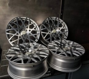 Rays Variance VV10M - 4