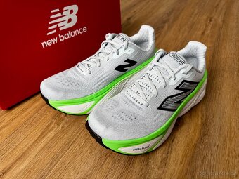 Zánovní boty New Balance Fresh Foam V5 - vel.44 (1x na sobě) - 4