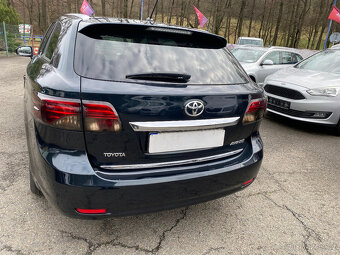 TOYOTA AVENSIS 2,2 D - AUTOMATICKÁ PŘEV - TOP STAV - 4