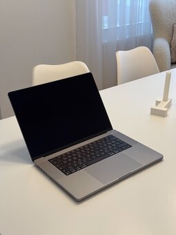 Apple MacBook Pro 16" M1 – 16GB RAM / 1TB SSD – TOP STAV - 4