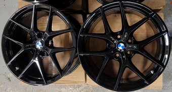 BMW 1: F40,F41,18'alu,Performance,černé,M-packet - 4