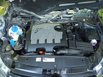 Volkswagen Golf VI 1.6Tdi 77 kW r.v 2011 DSG - 4