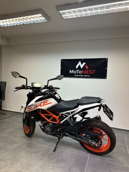 KTM 390 Duke - 4