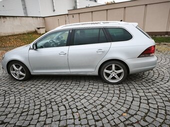 Volkswagen Golf 6 combi 2,0 103 kw Panorama (Highline), kůže - 4