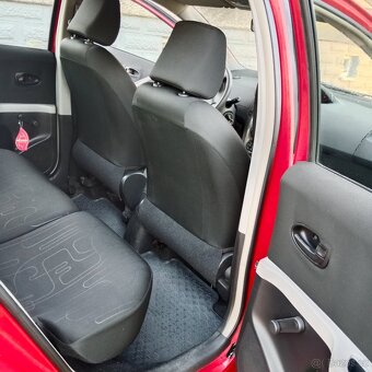 Toyota Yaris - 4