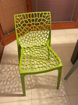 4 jídelní židle - 4