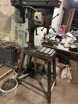 Stojanová vrtačka Dačice V20A - 4