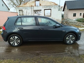 VW E-Golf, rv 2020, 100kw,52000km, 1 majitel - 4