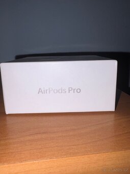 AirPods pro 3 - 4