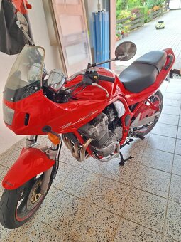 Suzuki GFS Bandit 600S - 4
