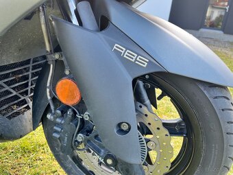 Prodám Kymco downtown 125 ABS - 4