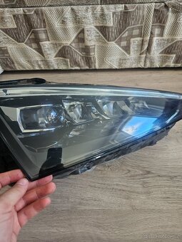 Světlomet přední pravý  LED ŠKODA Scala - 4