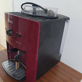 Kávovar KRUPS na ND - 4