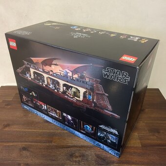 LEGO 75397 UCS Jabba's Sail Barge - 4