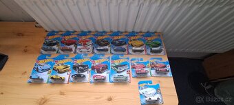 Hot Wheels - 4