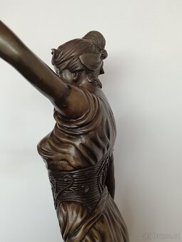 Monumentální bronzová socha Justice - 4