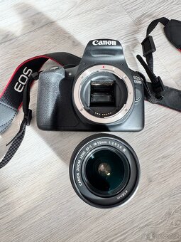 Canon EOS 1300D + 18-55mm + brašna (Wi-Fi) - 4