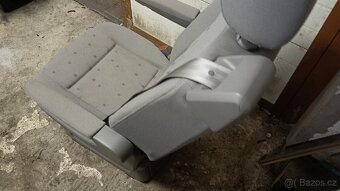 Vw t5 Multivan zadní otočná sedačka - 4