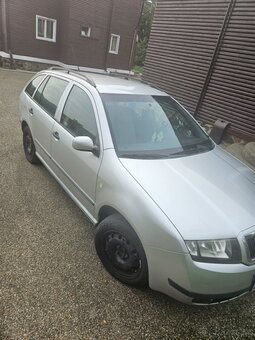 Skoda Fabia - 4