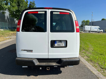 Chevrolet Express 4x4, rok 2013, 5.3 V8, 5 míst, 1.majitel - 4
