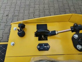 Minibagr M12, diesel, mimoosé kopání, nový stroj - 4