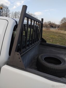 Navara King Cab. Double Cab Pick Up - 4