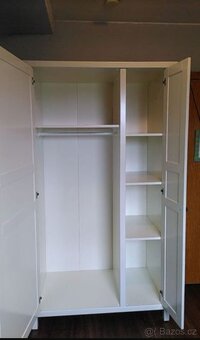 HEMNES ŠATNÍ SKŘÍŇ - 4