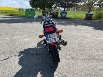 Suzuki GS500E - 4