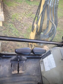 Cat 305C pásový bagr Mt.4800 - 4