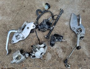 Yamaha XJ900 Diversion - díly brzd, podvozku a elektriky - 4
