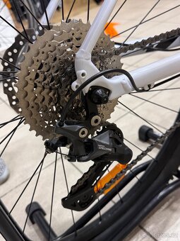Superior XC 879 vel.M TOP STAV - 4