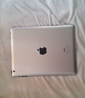 iPad 4th Gen - 4