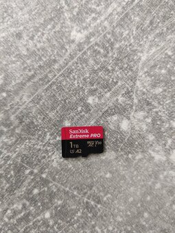 Lenovo Legion go 512+1tb SD karta - 4