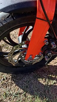 SLEVA Elektrokoloběžka X-scooters XS01 36V Li - 4
