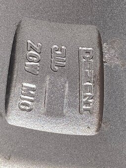 Sada 4kusů alu Dezent 17” 5x112 včetně pneu - 4