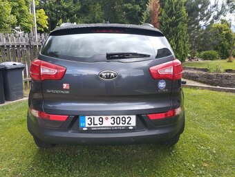 Kia Sportage r.v.2011 , 1995 ccm ,diesel, AWD ,manuál. - 4