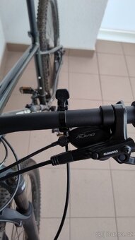 Jízdní kolo Giant - 4